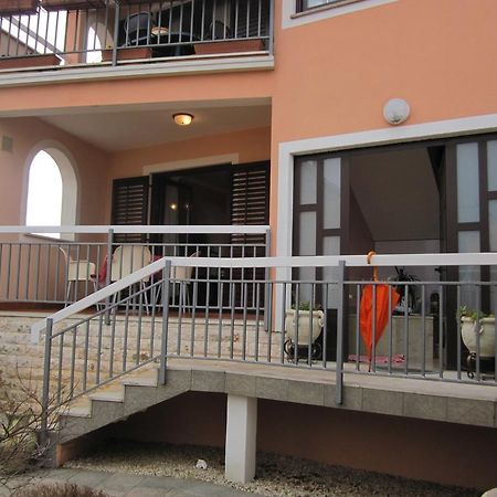 Apartments Mediteraneo Tar-Vabriga Bagian luar foto