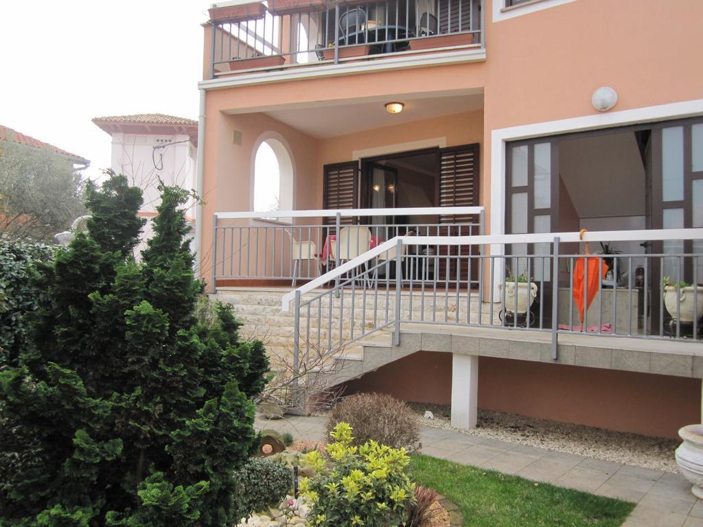 Apartments Mediteraneo Tar-Vabriga Ruang foto