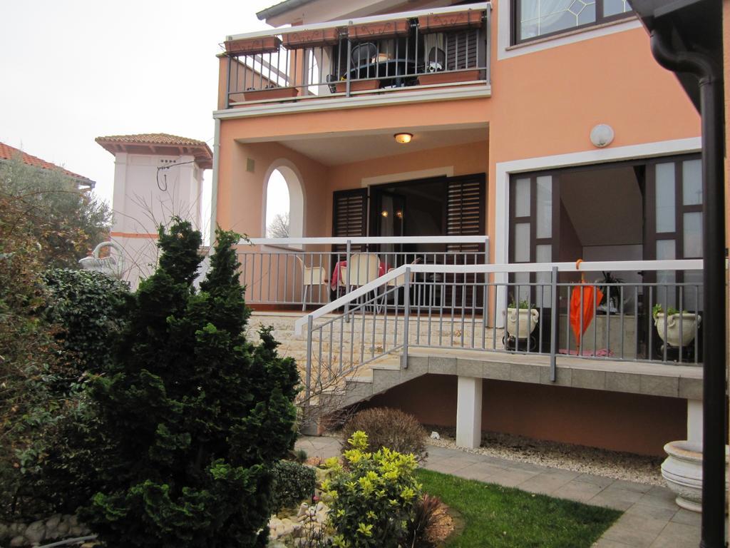 Apartments Mediteraneo Tar-Vabriga Ruang foto