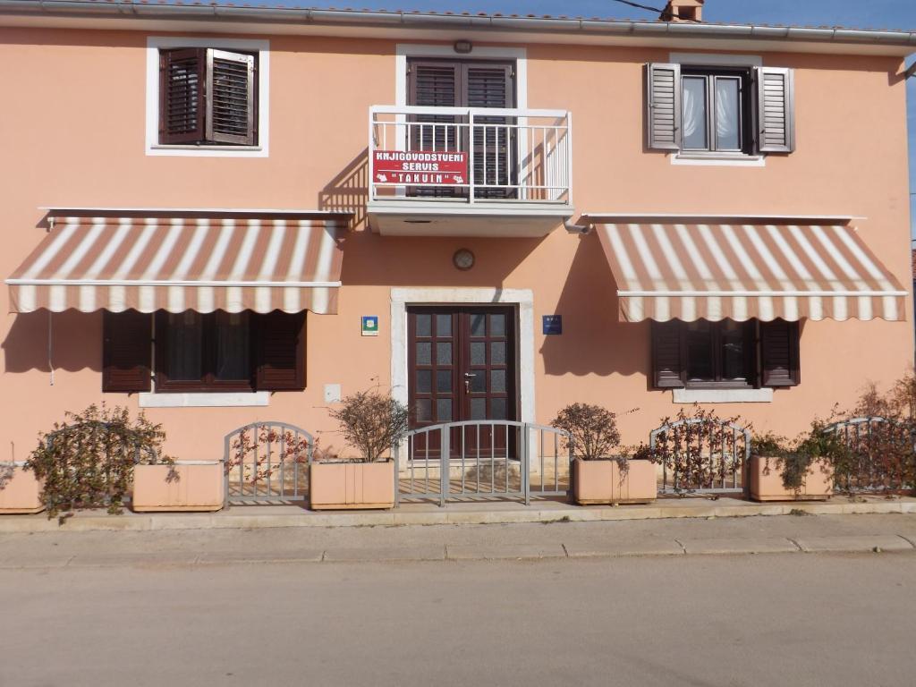 Apartments Mediteraneo Tar-Vabriga Bagian luar foto