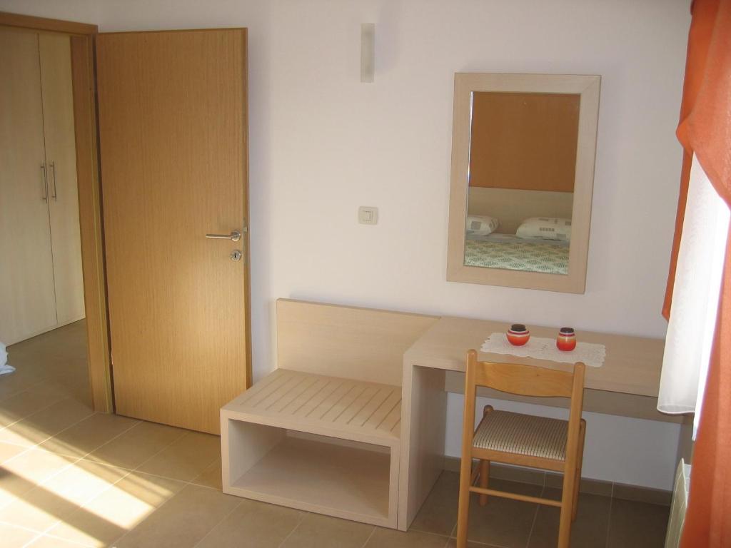 Apartments Mediteraneo Tar-Vabriga Bagian luar foto